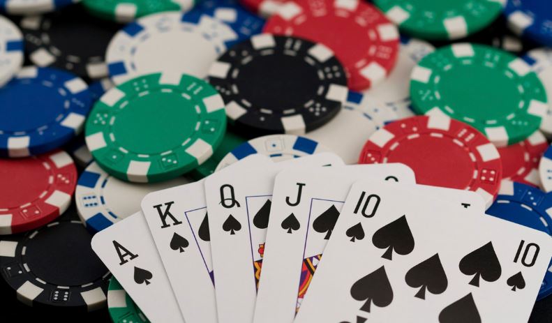 Cách chơi poker đơn giản dễ hiểu tại W88 3 poker 3